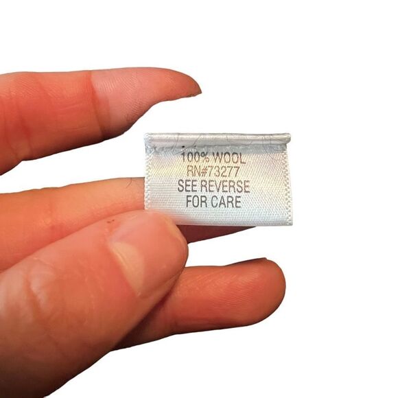 NWT! Croft & Barrow black 100% wool zip up sweater - Picture 4 of 10